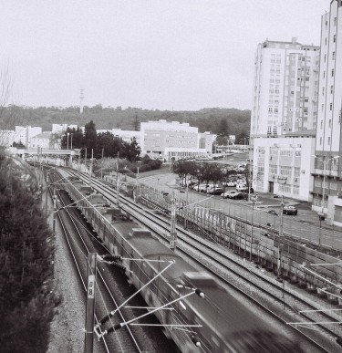 2700. Dias de Ferro. by Luís Perdigão e Nuno Piteira (SPOKEN WORD)